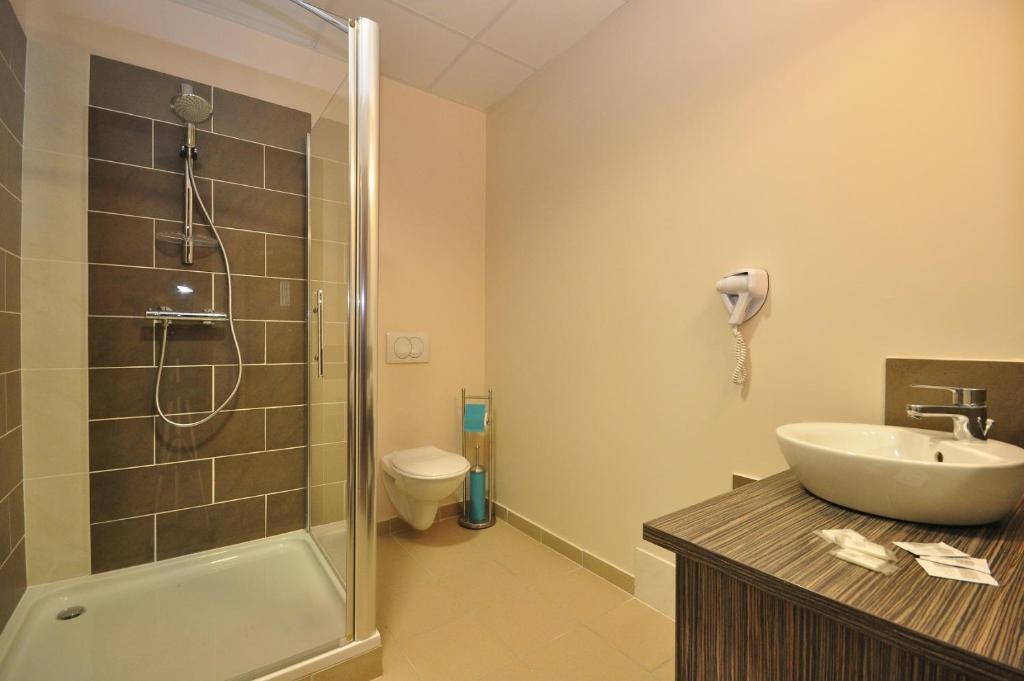 Hotel Caiman Пьерлат Номер фото